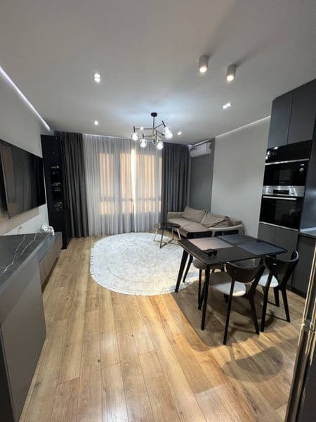 Срочно сдается 2х комнатная квартира в ЖК «NRG Oybek»<br />
