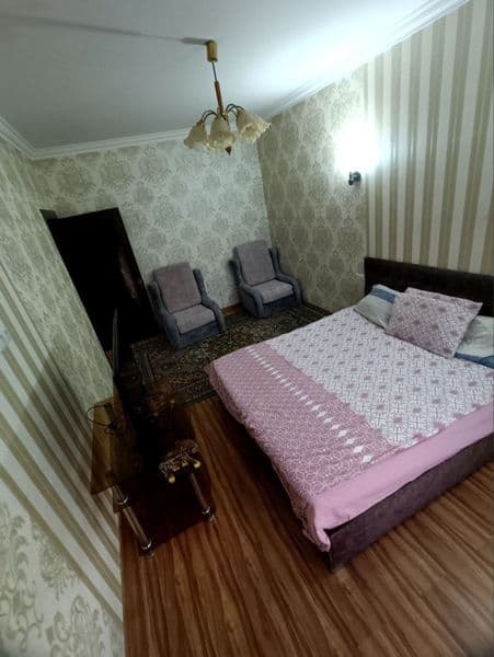 Аренда. Тинчлик м. 2-ком<br />
Версаль <br />
2/5/5, 60 м2,  — фото 3