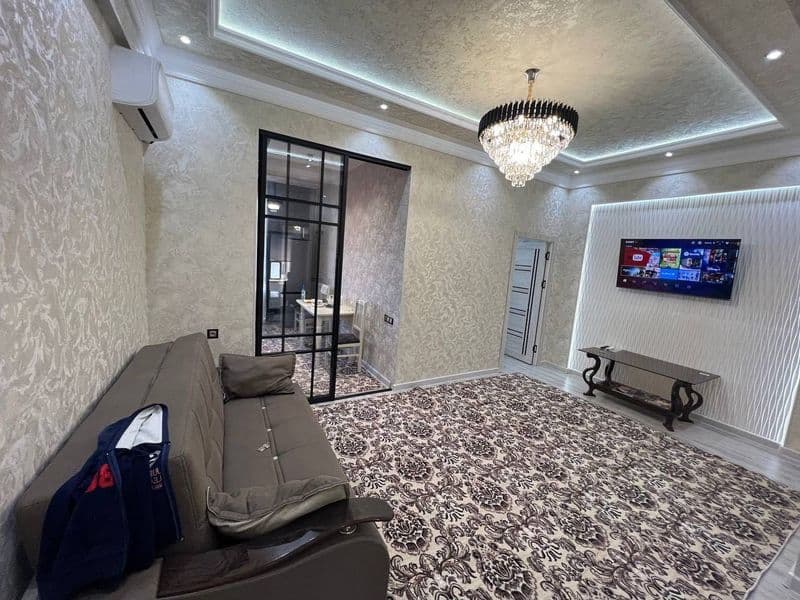 Birga turishliga sherik kere xonadon lux yangi remont chilon