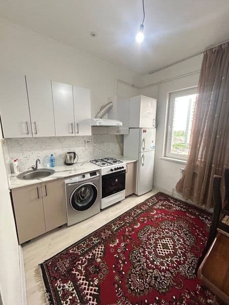 Yashnobod olmos mahallasi  olmos metro yaqin oilaga yoki qiz