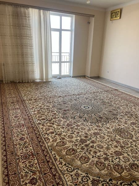 Dostlik metrogacha 5 minlik  piyoda yoʻl.<br />
Oʻzim oilam 