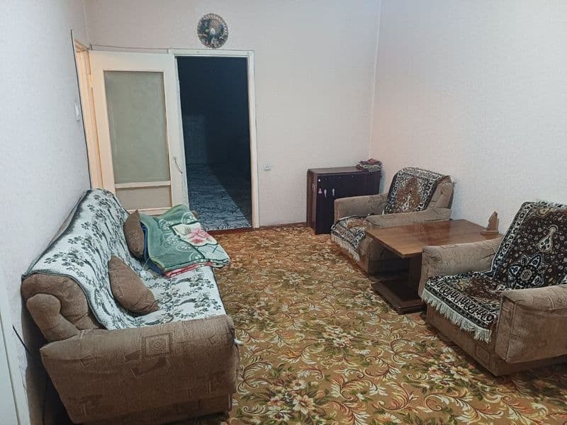 Холаделник. Кир мошин. Мактаб богча мавжуд