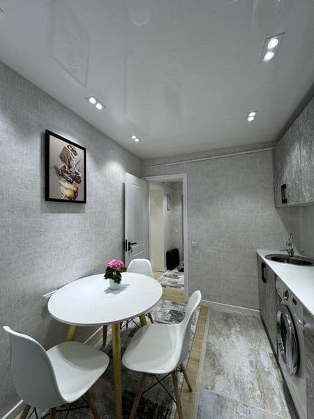 Уютная 1 комнатная квартира с Евро ремонтом и обстановкой. О