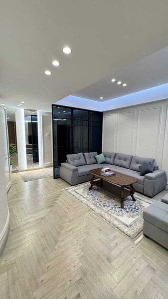 105 м² 1 этаж<br />
1800$ в месяц.<br />
Предоплата 3 месяца — фото 3