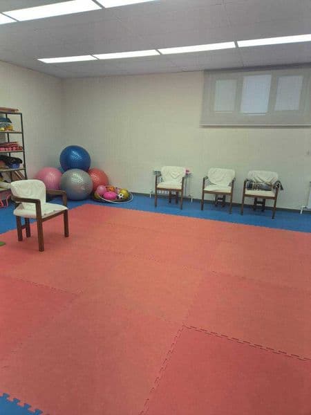 Zal arenda <br />
Mat bor,oyna bor <br />
Ichidagi narsalar  — фото 2