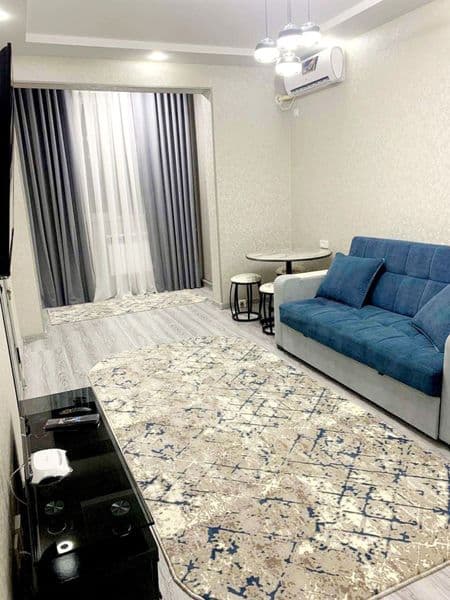 Аренда долгосрочная Чиланзар Ц квартал<br />
<br />
Цена:350