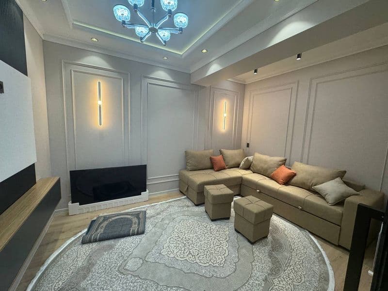 Chilonzor gofur gulom park yonida 2 xona hamma sharoit bor u