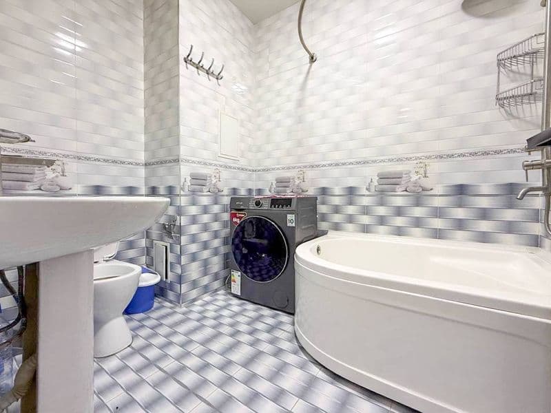 Аренда 1 комнатная <br />
Новостройка<br />
Этаж 4<br />
Эта — фото 2