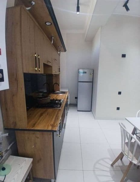 Mirzo Ulugʻbekda remonti alo uy ijaraga beriladi <br />
Orin