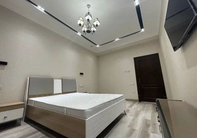 Сдаётся 3-комнатная квартира<br />
<br />
Район: Миробадский — фото 2