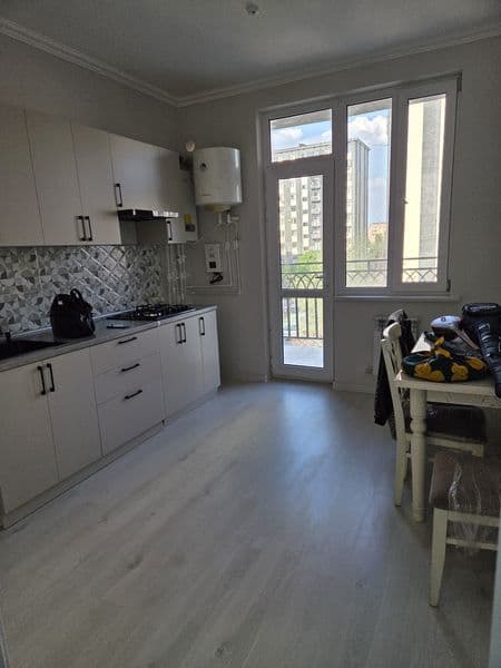 Своя 1 комнатная квартира,  район янгихает, Nurhayat новостр