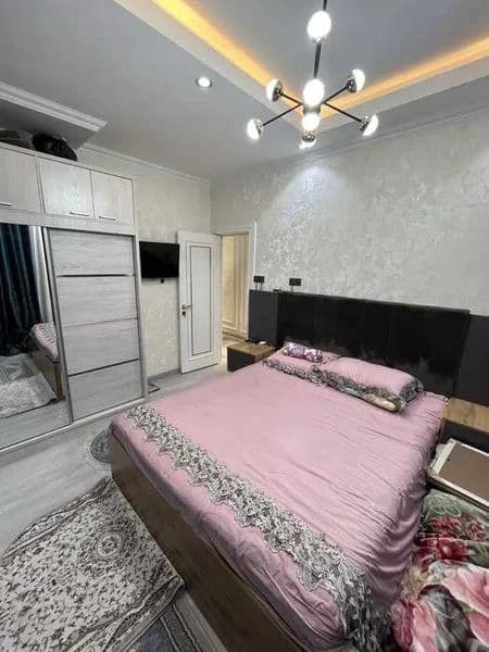 Сдаётся 2-комнатная квартира в Шайхантахурском районе рядом 