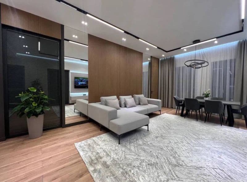 Элитный апартамент<br />
Район: Шайхантахур <br />
3/7/8<br 