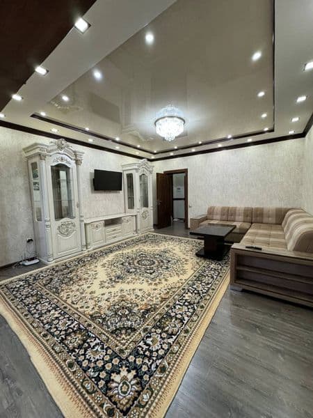 Район - Шайхантахурский<br />
Ориентир - Метро<br />
Комнат  — фото 2