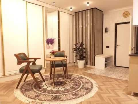 • Район: Яккасарайский<br />
• Адрес: Шота Руставели<br />
< — фото 4