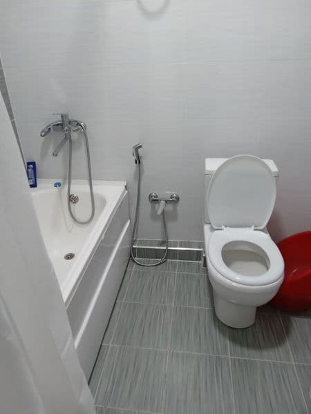 Assalomu alaykum ijaraga kvartira bor 1-kishi kerak sherikli — фото 5