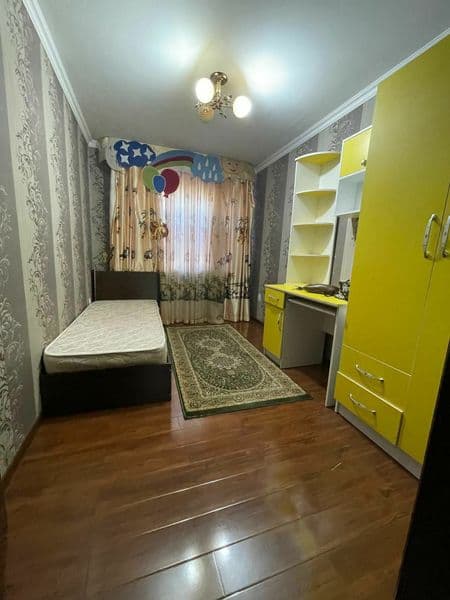 Квартира светлая тёплая.  Всё имеется  . Кирпич  балкон2х6.  — фото 2