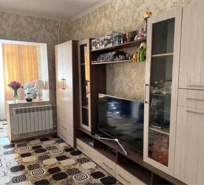 Звоните по телефону более подробно объясним о квартире <br /