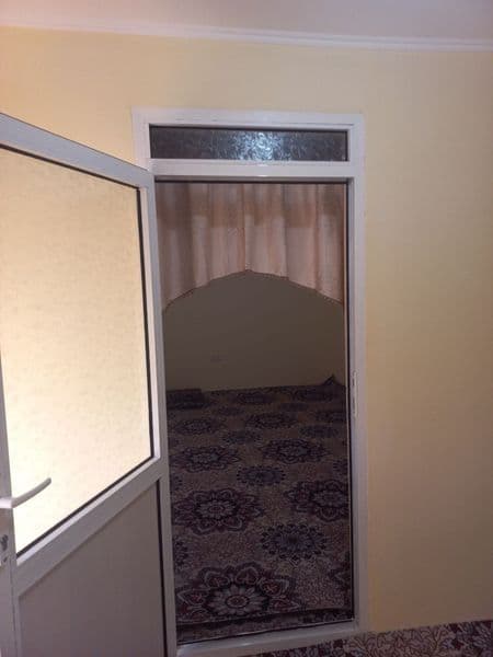 Hamma sharoitlari bor gaz, suv, svet . <br />
2 ta Hona . Ha