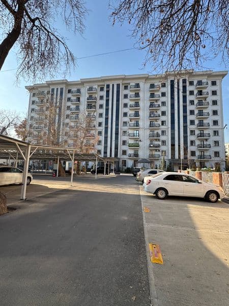 Аренда!!!<br />
Юнусабад 8<br />
Новостройка <br />
2/5/10<b