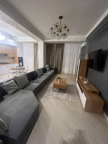 Arenda Sagbon Baurum <br />
1 etaj 80 kvadrat novastroyka <b