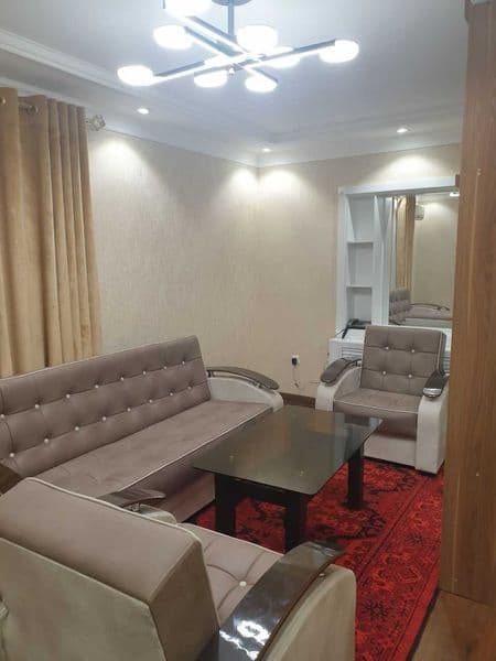 Сдаётся 1 комнатная евроквартира 1/4/5, ориентир ЭКО базар, 