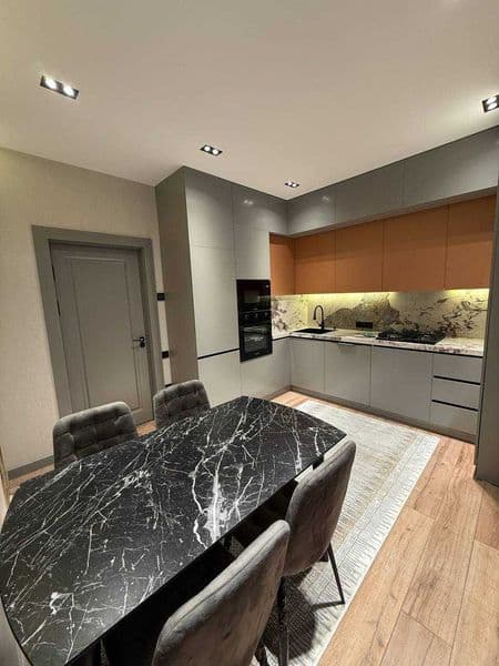 • Район: Мирабад<br />
• ЖК: NRG OYBEK<br />
• Комнат: 3<br  — фото 4