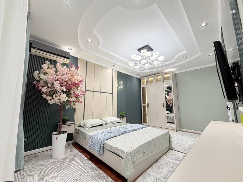 Chilonzor <br />
Novda metro <br />
3 xona <br />
2 etaj <br