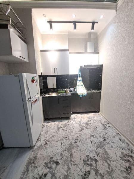 Sergeli O'zgarish metro yaqinida kvartira akuratniy tartibli — фото 3