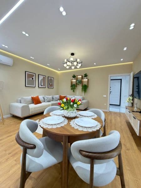 Сдается в аренду<br />
ориентир: Гламур Бутик <br />
улица Н