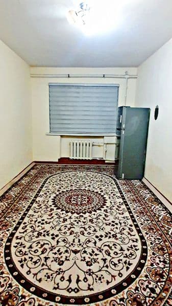 Bezmakler  40 let  metroni o'zida 50 metr metrogacha <br />
