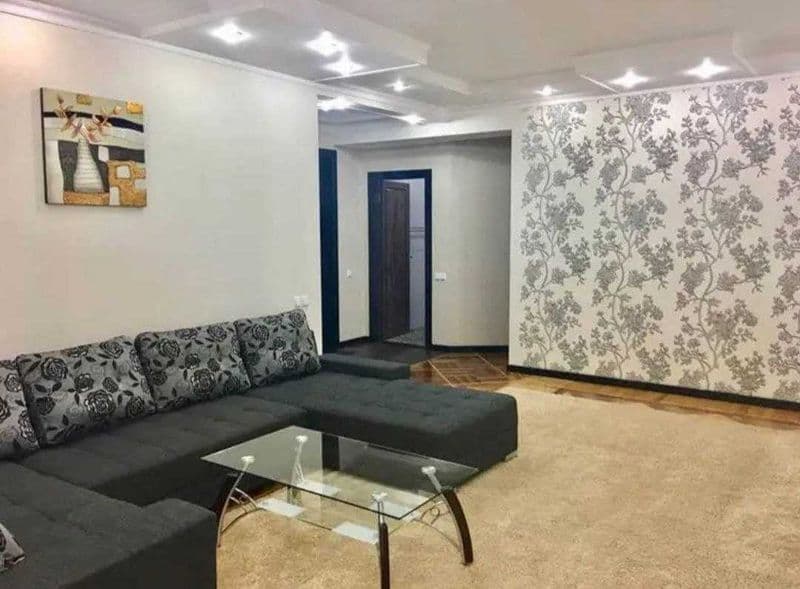 Cдается квартира на Ц1<br />
Ориентир - Бибигон<br />
Город 