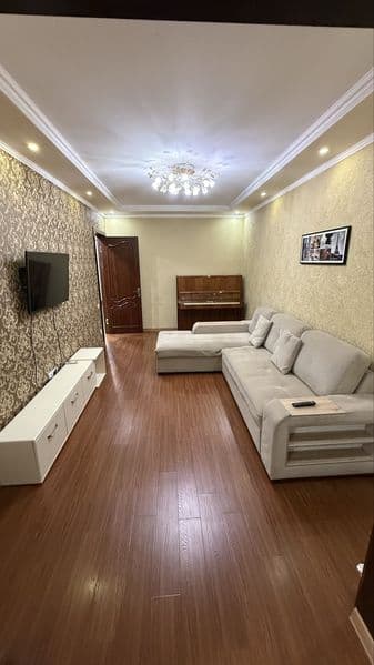 Чистая с хорошей локатцией сдается в аренду 3 комнатная квар