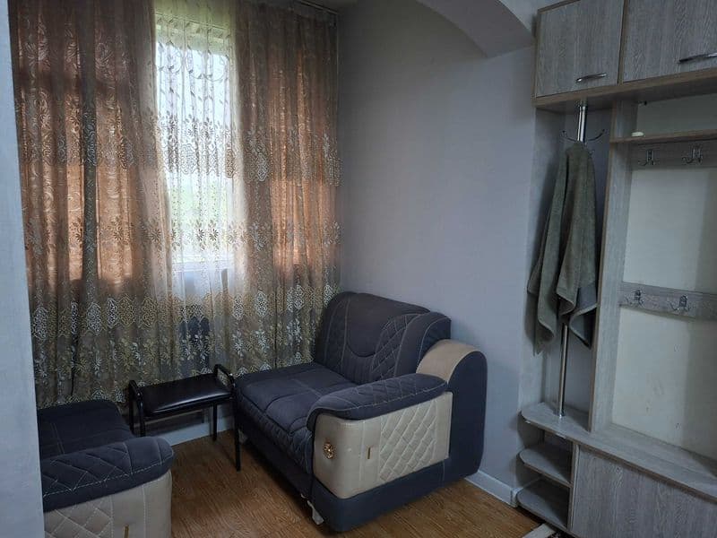 квартирада кондиционер ва  барча шароити мавжуд кулай лакаци