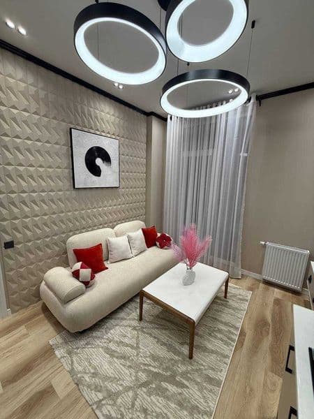 Сдается квартира с красивым ремонтом<br />
<br />
• Район: М