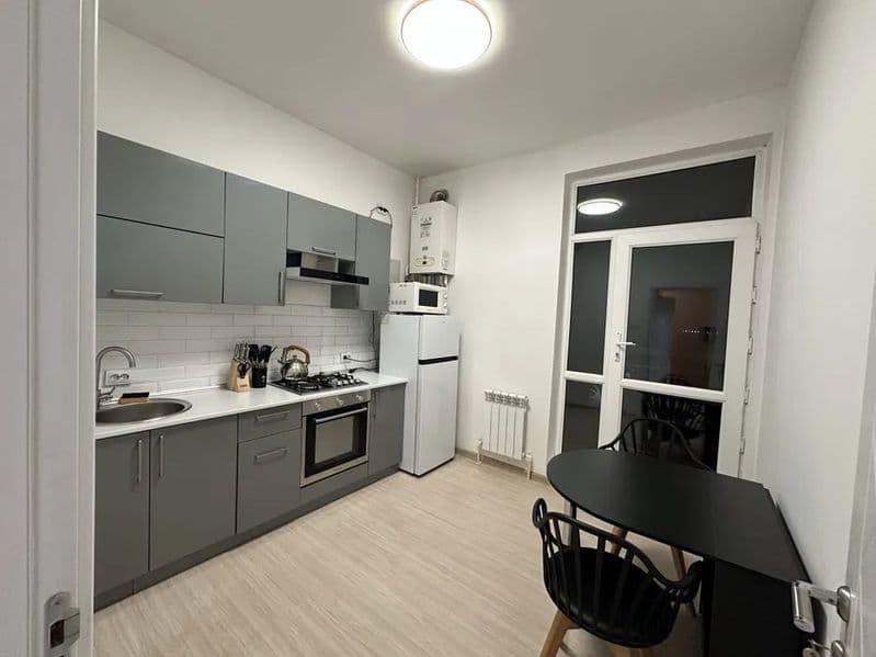 Сдаётся шикарная 2-комнатная квартира <br />
<br />
Район: М — фото 3