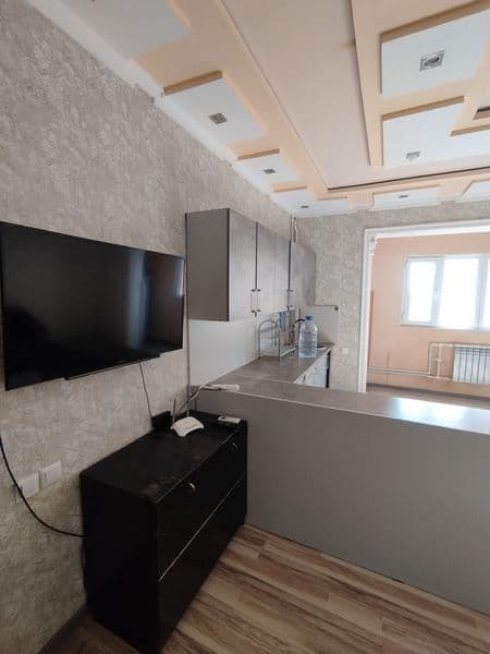 Кадышева бозорини ру́парасида 1 хона 2 хона килинган квартир