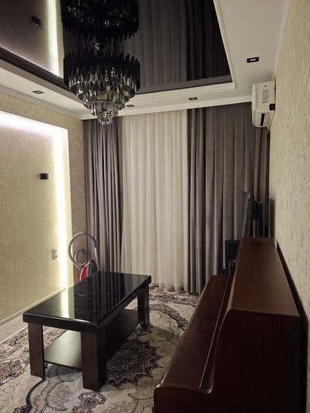 Манзил: Олмазор тумани, <br />
Қорақамиш 2/4.<br />
​Хоналар