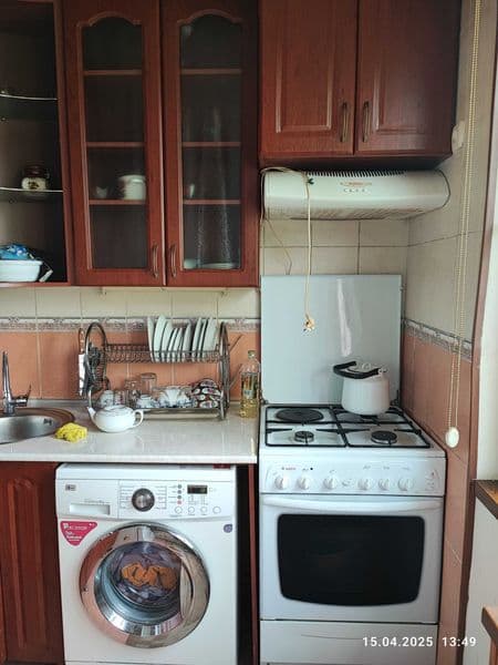 Все условия имеется для семье, перепланированно на 3х комнат — фото 2