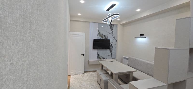 Семья. Или без детей. Без вредных привичек.  +Депозит . Рядо