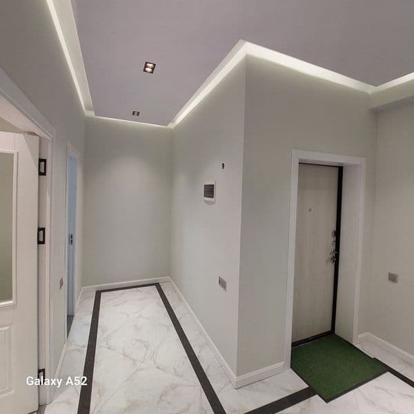 Новый новостройке 1 комнатная 52кв сдаём стратовая 550 уе<br — фото 2