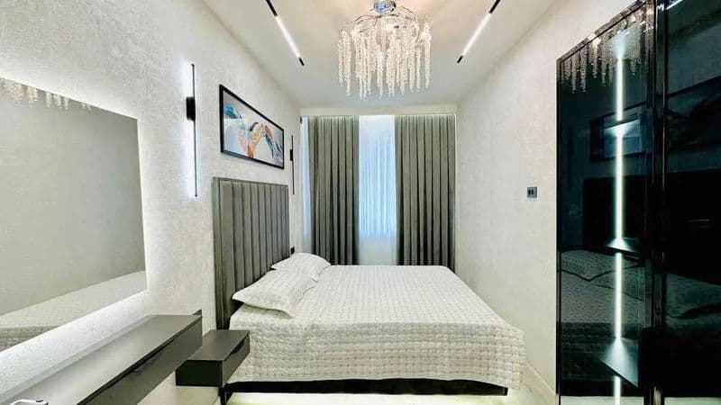 Район: Юнусабадский<br />
Адрес: Юнусабад-11<br />
<br />
• 