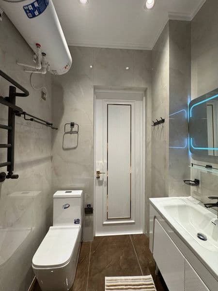 Arenda kvartira Mirzo Ulugʻbek tumani Eco bozor 4 xonali dom