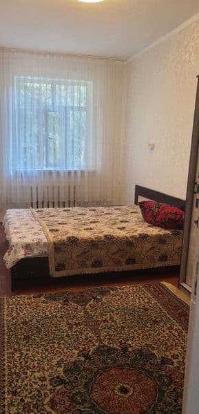 Сдаётся квартира <br />
1 комнатная <br />
6 этаж<br />
9 эт