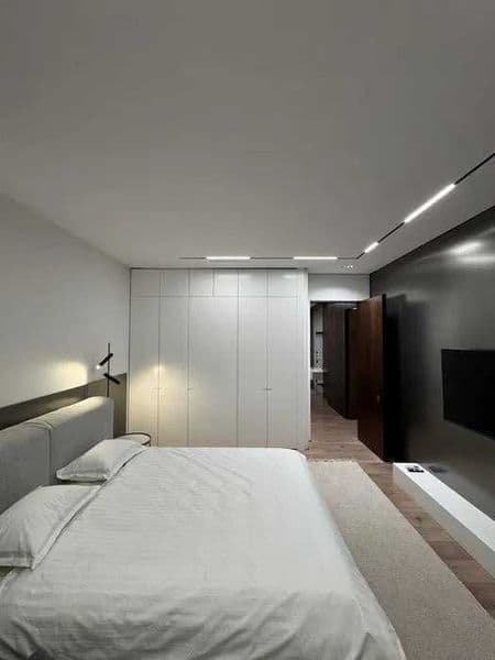 Ремонт: Евро<br />
Мебель: все есть.<br />
Бытовая техника: 