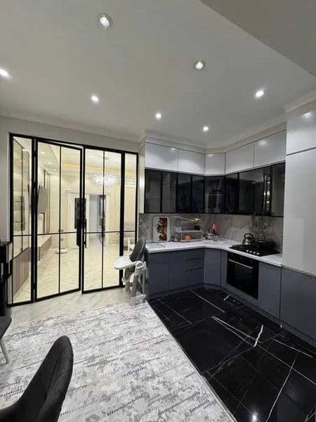 Сдаётся шикарная 4-комнатная квартира в Отличное Локация<br  — фото 5