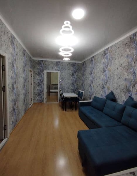 Аренда<br />
2 комнатная <br />
4 этаж<br />
С ремонтом<br / — фото 2