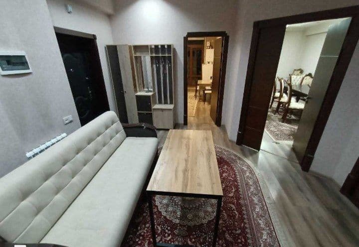 Юнусабадский р-н<br />
<br />
Маклер услуга 50%<br />
<br />