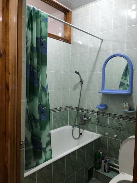 Сдам на Максим Горького 1/2/4,лоджия 2*6,в хорошем состоянии — фото 3