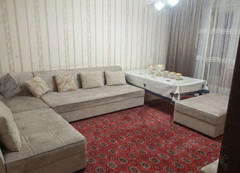 Сдаеться квартира 4х комнатная с ремонтом и бытовой техникой